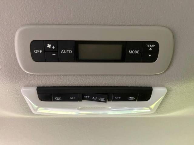 Nissan SERENA 2018-07 14726-7