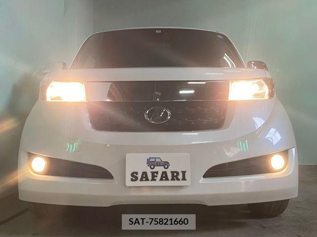 Toyota BB 2013-10 293341-9