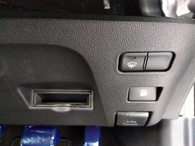 Toyota PRIUS 2016-11 27155-10