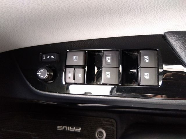 Toyota PRIUS 2016-11 27155-26
