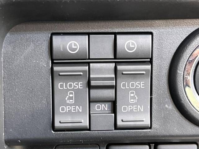 Toyota ROOMY 2022-03 188967-5