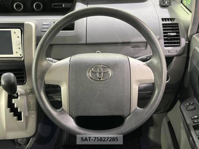 Toyota VOXY 2009-11 349031-12