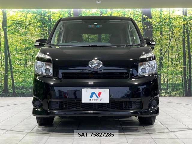 Toyota VOXY 2009-11 349031-15