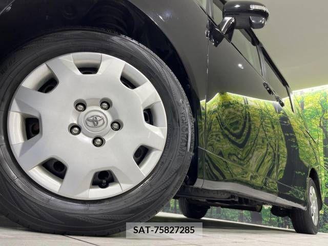 Toyota VOXY 2009-11 349031-14