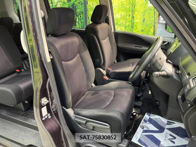 Nissan SERENA 2012-03 324908-8
