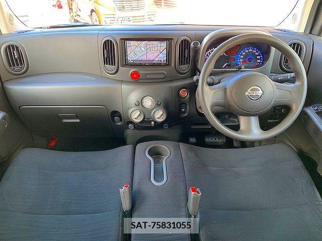 Nissan CUBE 2011-04 214696-1