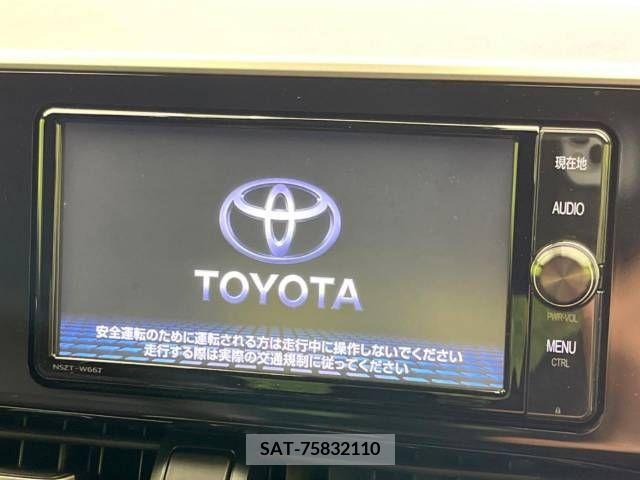Toyota C-HR 2017-11 346649-2
