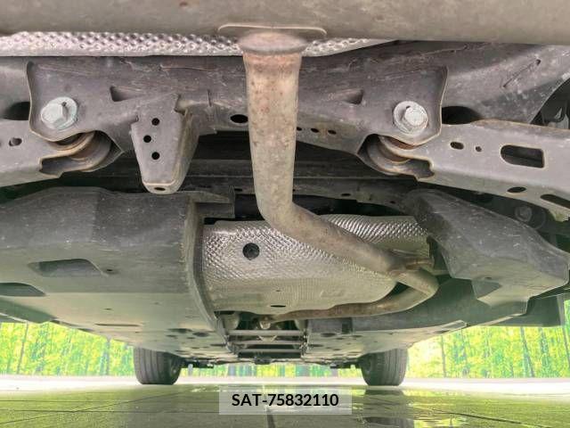 Toyota C-HR 2017-11 346649-19