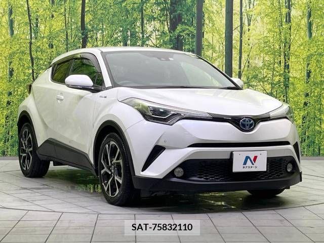 Toyota C-HR 2017-11 346649-16