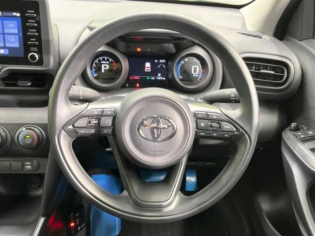 Toyota YARIS CROSS 2023-03 185044-11