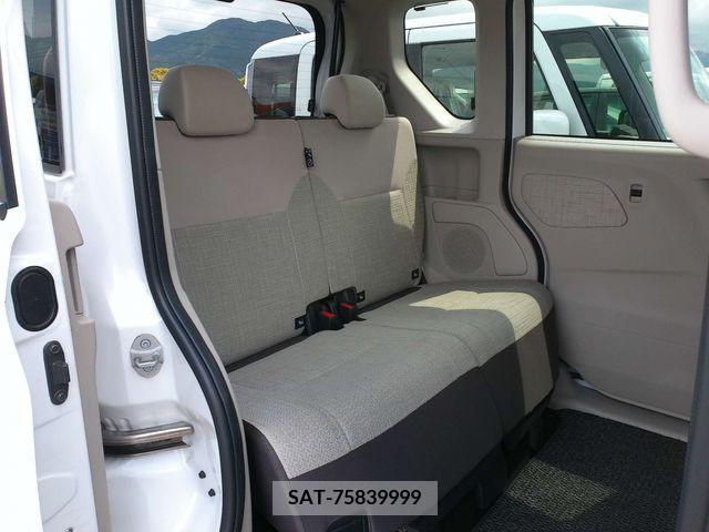 Nissan ROOX 2020-04 239609-15
