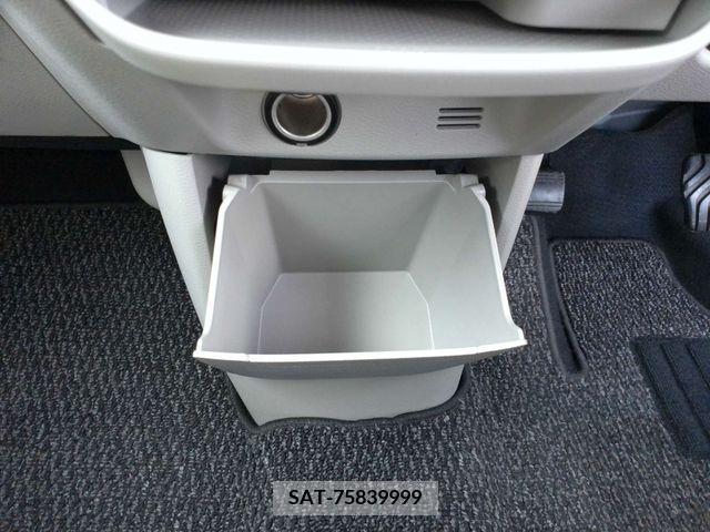 Nissan ROOX 2020-04 239609-8