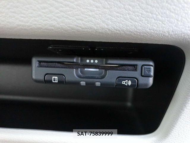 Nissan ROOX 2020-04 239609-13