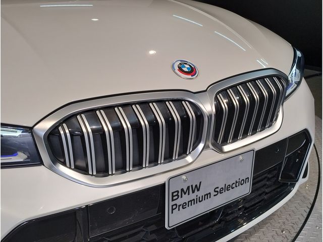 Bmw 3 SERIES 2023-02 16974-9