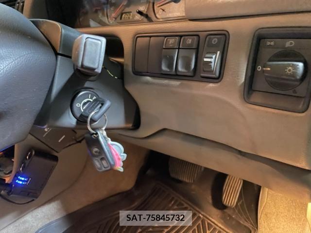 Volvo V70 1997-12 394909-14