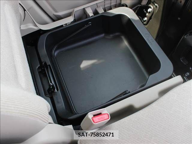 Suzuki WAGON R 2018-08 311895-28