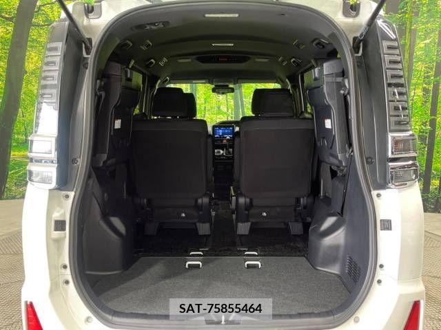 Toyota VOXY 2019-07 289043-11