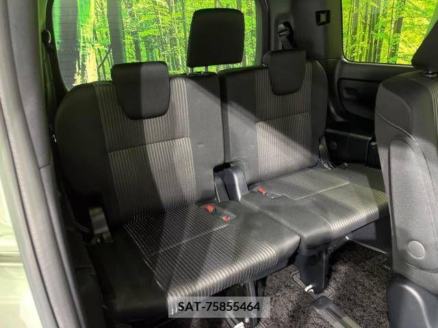 Toyota VOXY 2019-07 289043-10