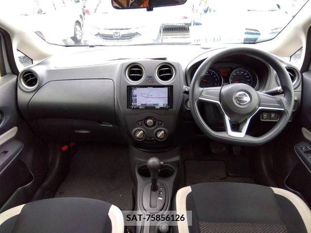 Nissan NOTE 2019-01 354858-3