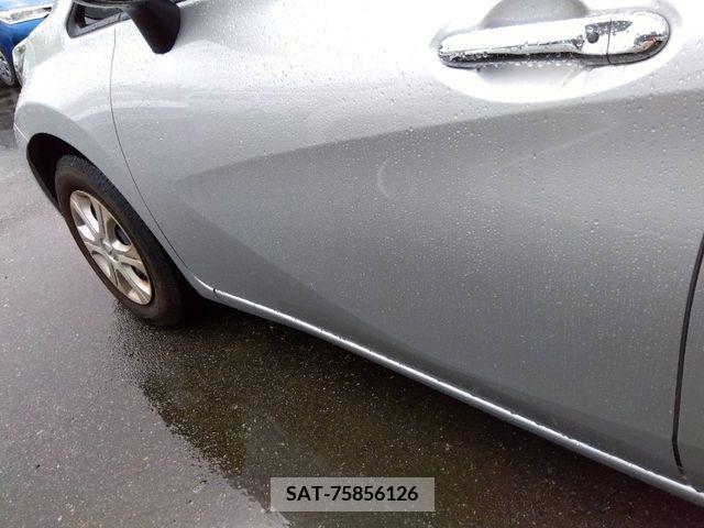 Nissan NOTE 2019-01 354858-11