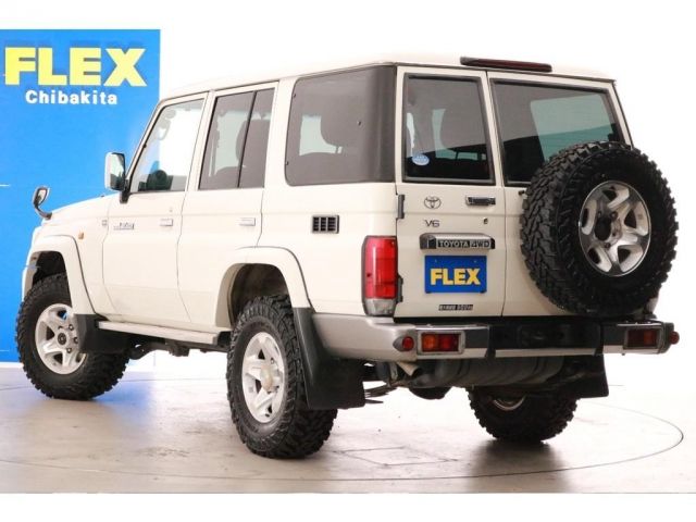 Toyota LAND CRUISER 2015-01 994-13