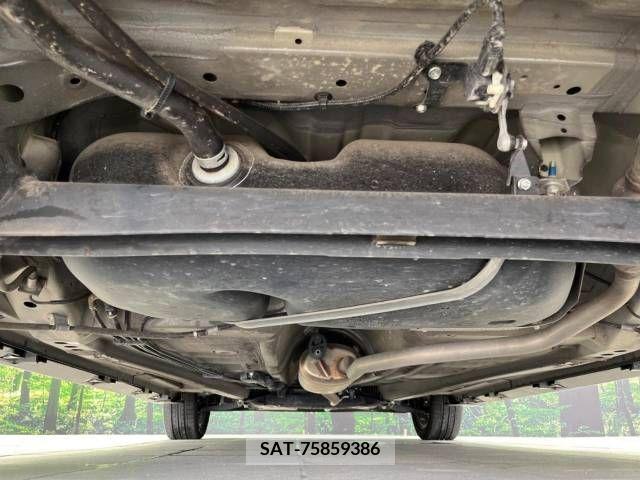Suzuki SPACIA 2021-02 394217-19