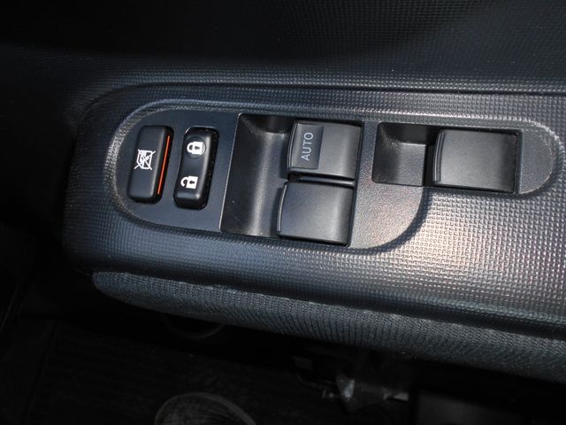 Toyota SPADE 2017-03 28884-18