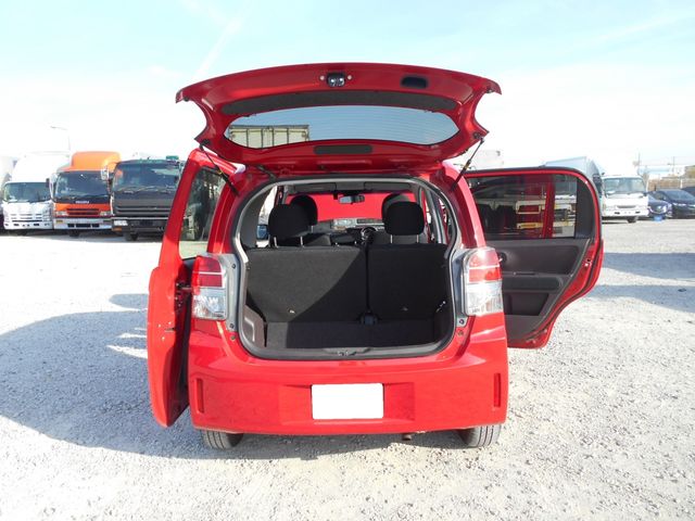 Toyota SPADE 2017-03 28884-12