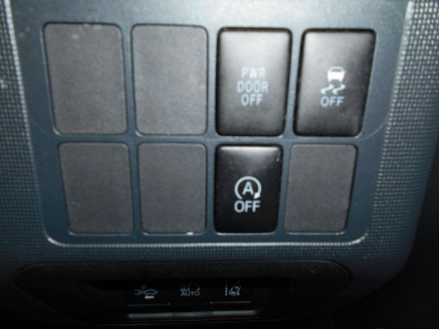 Toyota SPADE 2017-03 28884-16