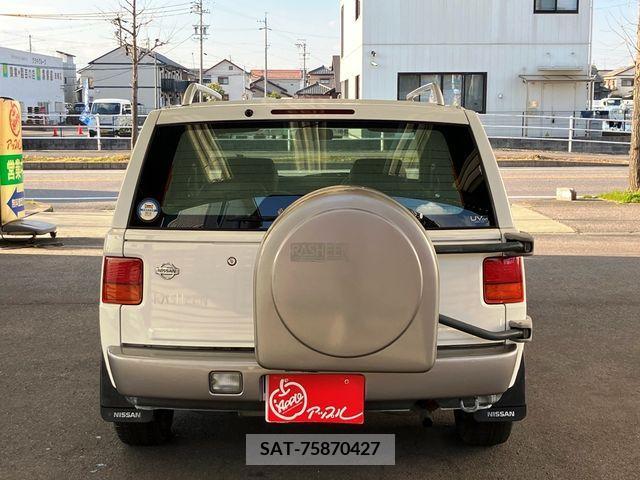Nissan RASHEEN 1999-03 207518-5