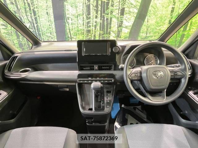 Toyota NOAH 2023-04 206014-1