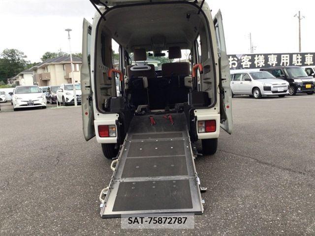 Nissan CLIPPER RIO 2019-05 302238-4