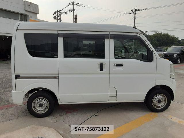 Suzuki EVERY 2017-04 359924-23