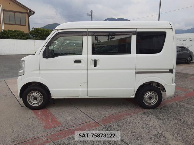Suzuki EVERY 2017-04 359924-21