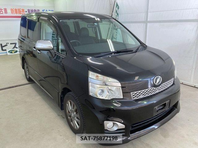 Toyota VOXY 2013-09 289004-0