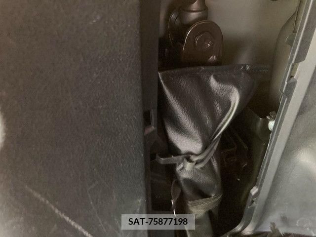 Toyota VOXY 2013-09 289004-13