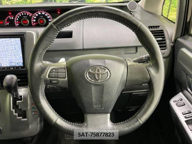 Toyota VOXY 2012-01 289171-12