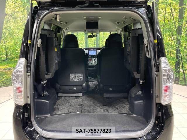 Toyota VOXY 2012-01 289171-11