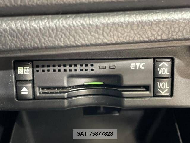 Toyota VOXY 2012-01 289171-6