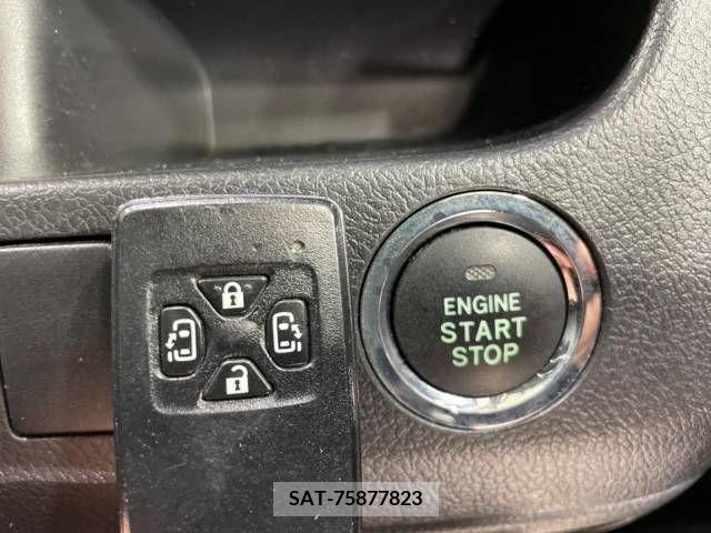 Toyota VOXY 2012-01 289171-7