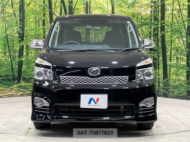 Toyota VOXY 2012-01 289171-15