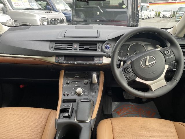 Lexus CT 2015-01 21745-3