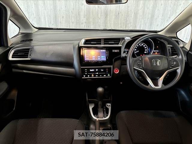 Honda FIT 2018-07 360126-1