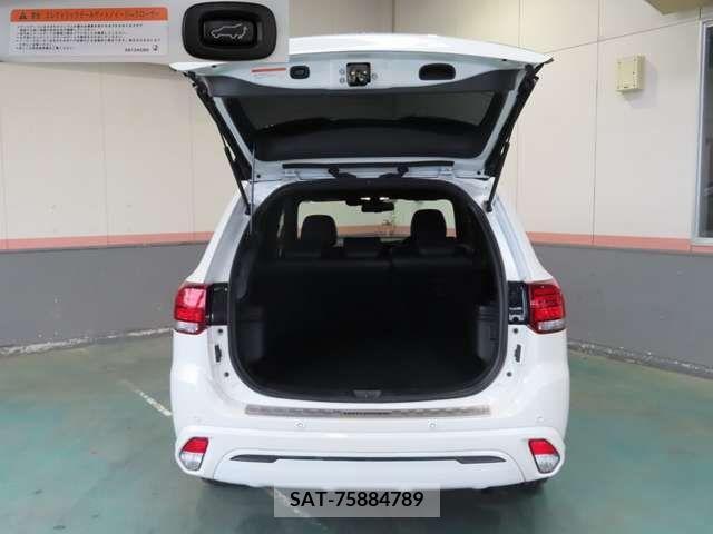 Mitsubishi OUTLANDER PHEV 2019-01 207949-8