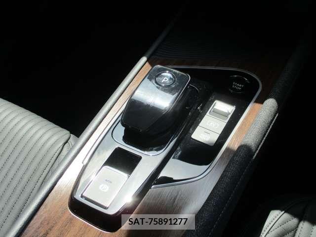 Nissan AURA 2023-09 261494-8