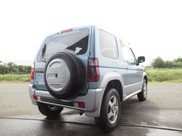 Mitsubishi PAJERO MINI 2006-05 27738-9