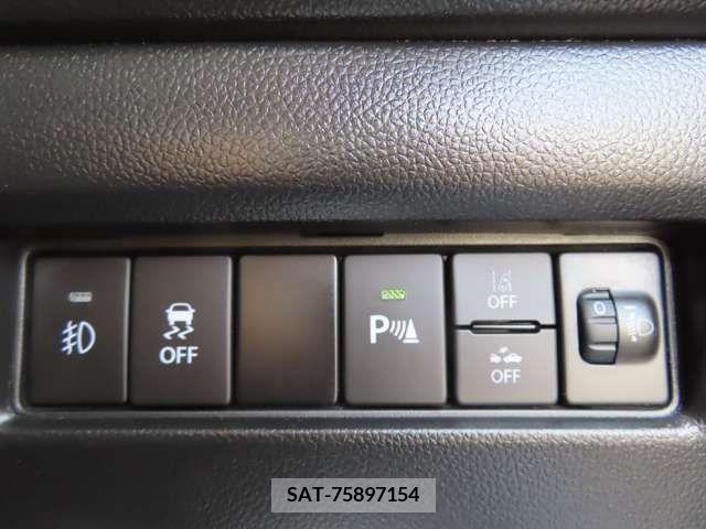 Suzuki SWIFT 2022-03 320980-17
