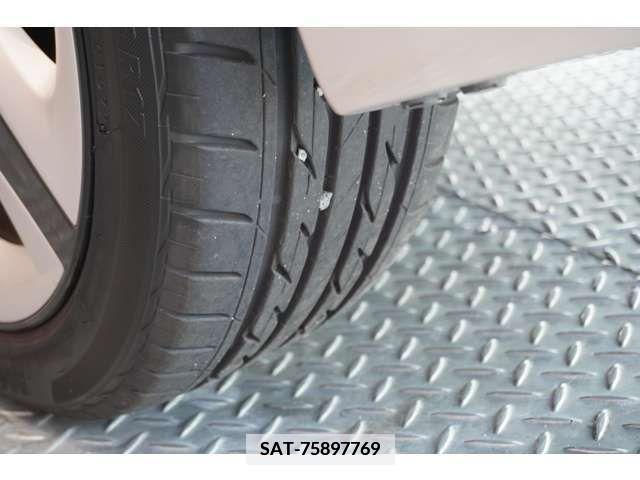 Toyota PRIUS 2016-06 366355-12