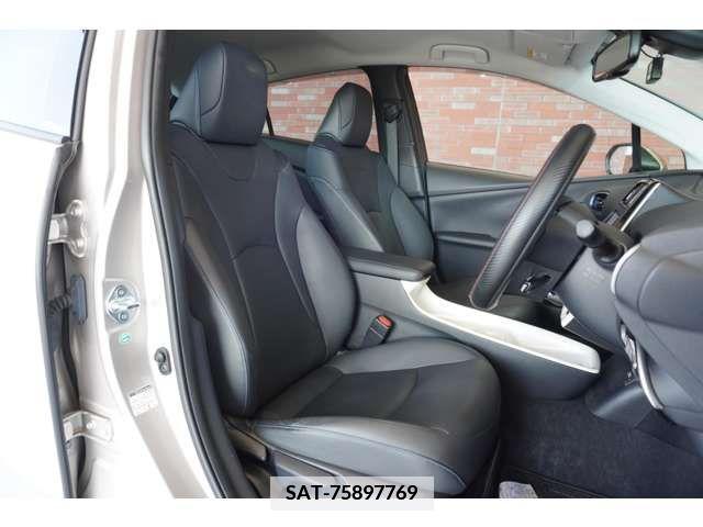 Toyota PRIUS 2016-06 366355-6