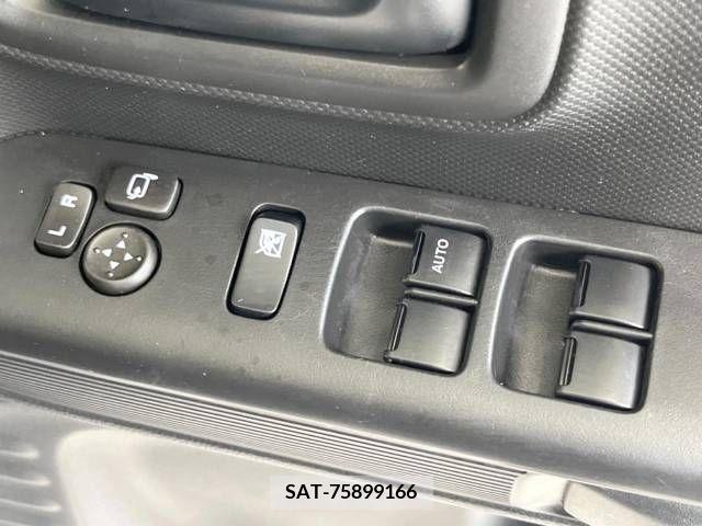 Suzuki SPACIA 2022-03 338059-6
